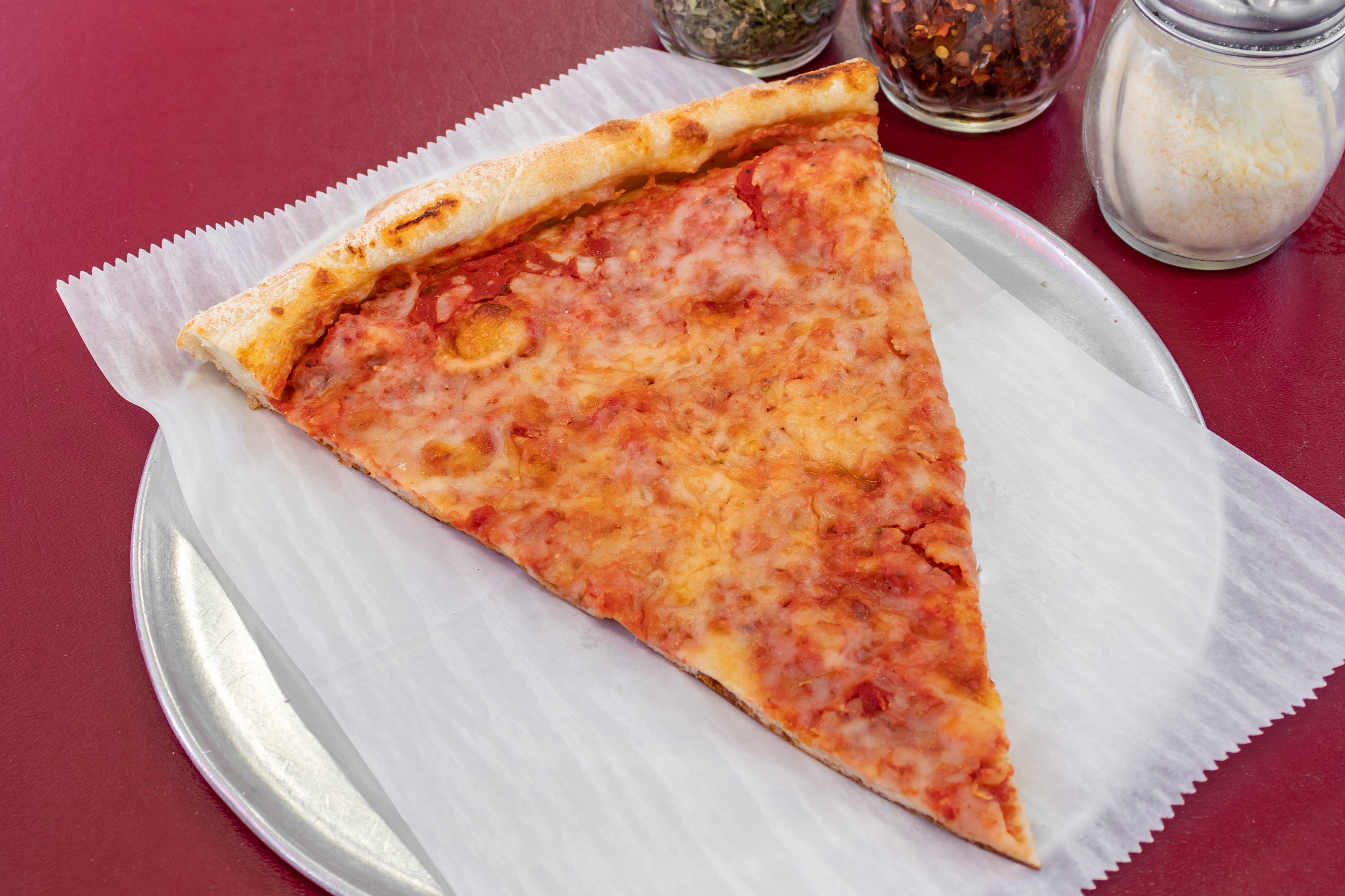 Order Mozzarella Cheese Pizza - Small 16'' food online from 3 Boys From Italy store, West Haverstraw on bringmethat.com