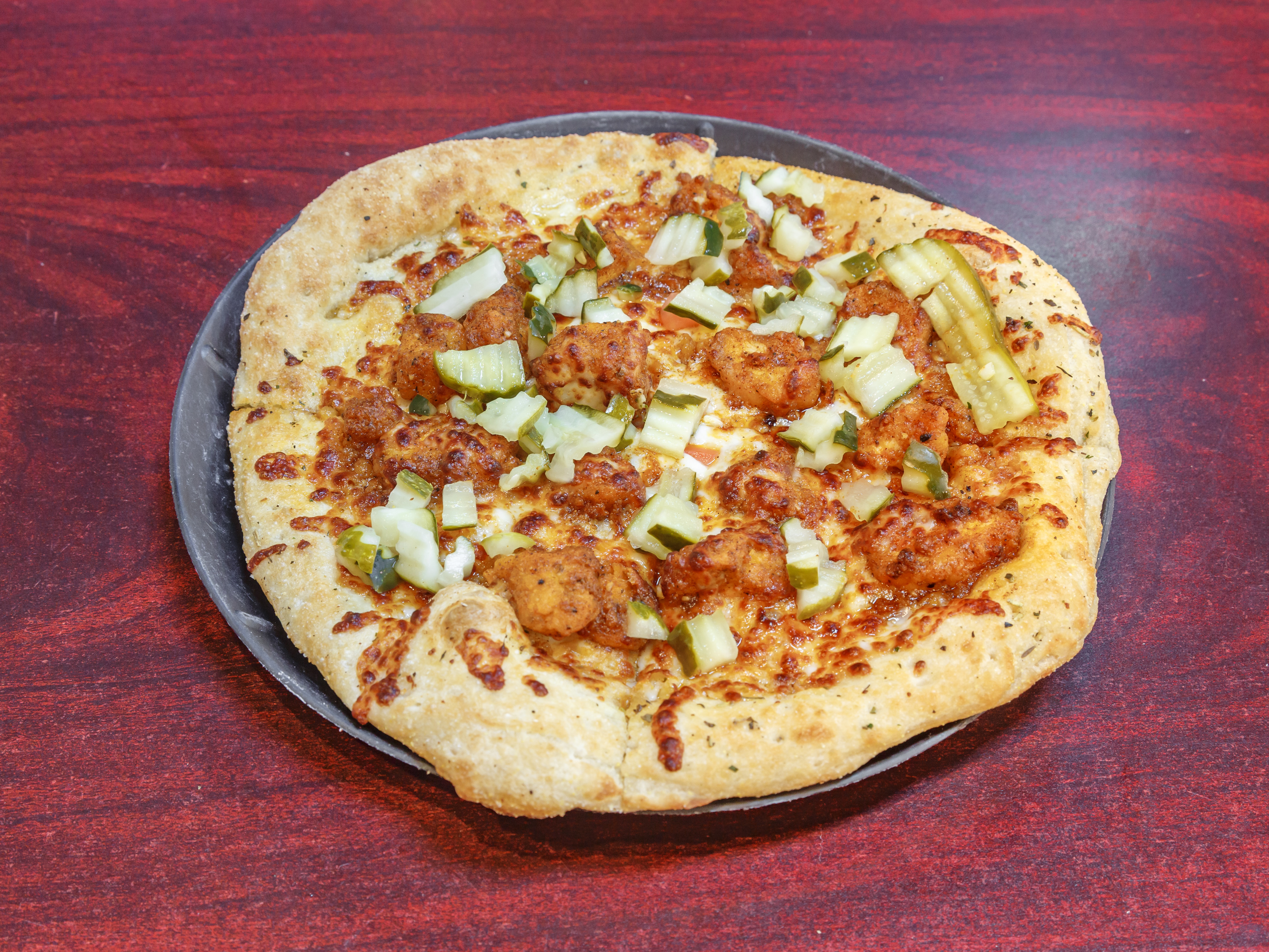 Order 8" Nashville Hot Chicken Pizza food online from Tailgate Brewery store, Nashville on bringmethat.com