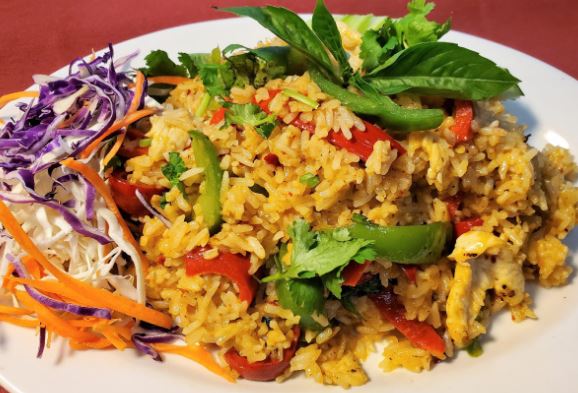 Order Red Curry Fried Rice food online from Sweet Basil Thai Cuisine store, Hurst on bringmethat.com
