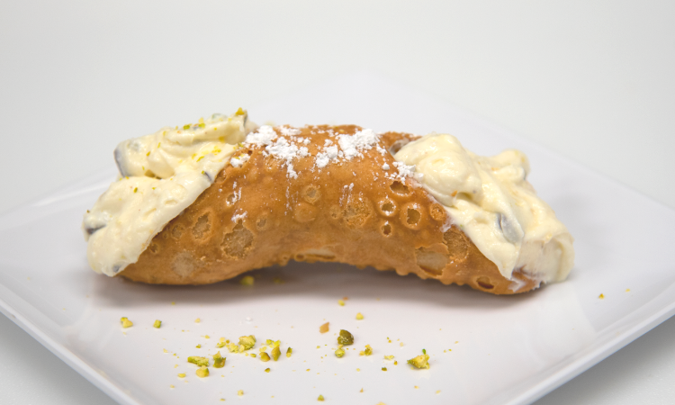 Order Cannoli food online from Mike's Pizzeria store, Los Angeles on bringmethat.com