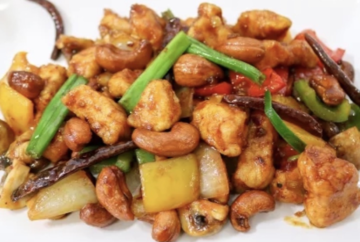 Order Cashew Chicken food online from Rice & Noodles Chinese Kitchen store, Bellevue on bringmethat.com