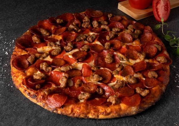 Order Montague’s All Meat Marvel Pizza food online from Round Table Pizza store, Citrus Heights on bringmethat.com