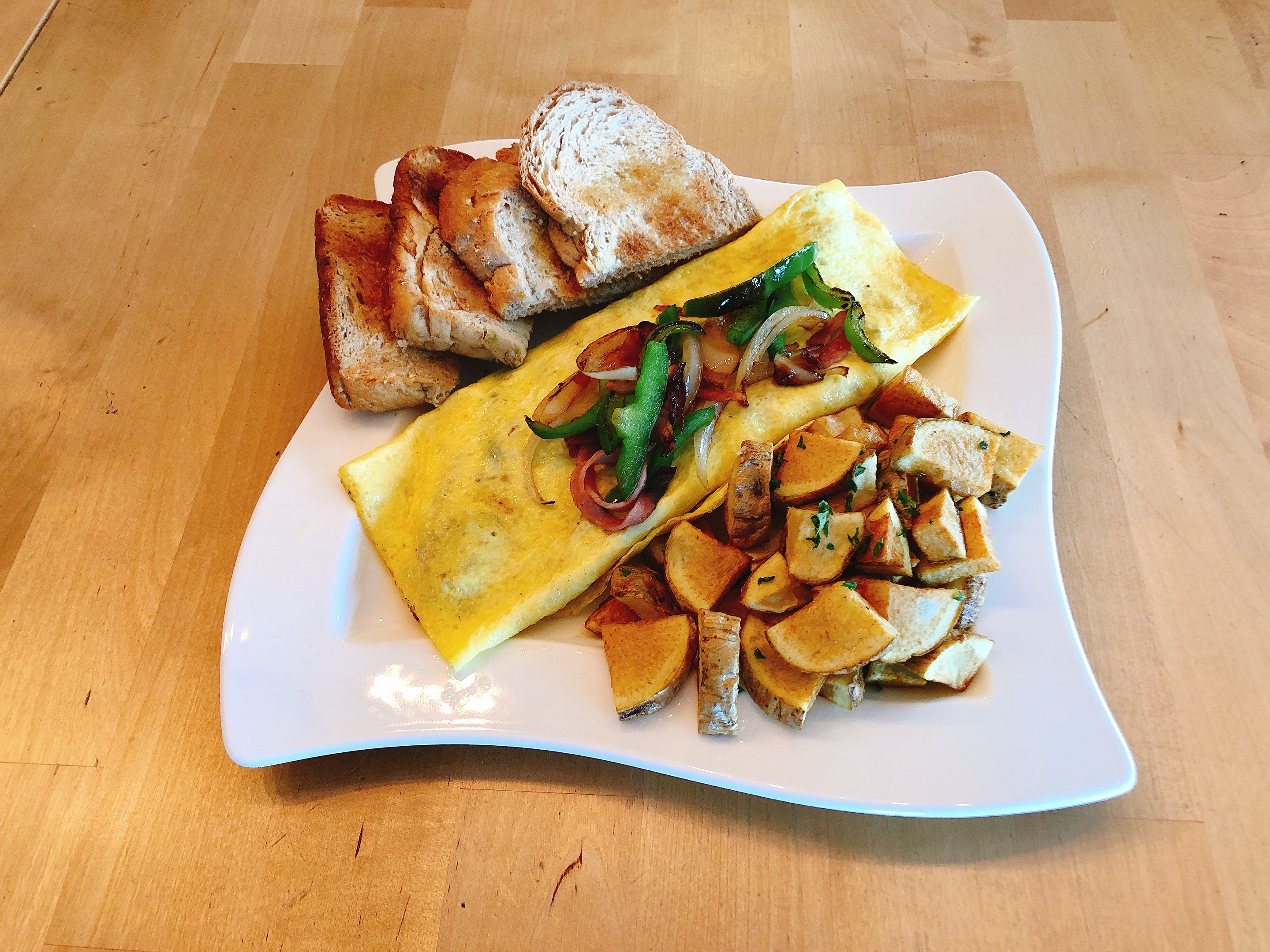 Order Western Omelet food online from Jireh Bakery Cafe store, Centreville on bringmethat.com