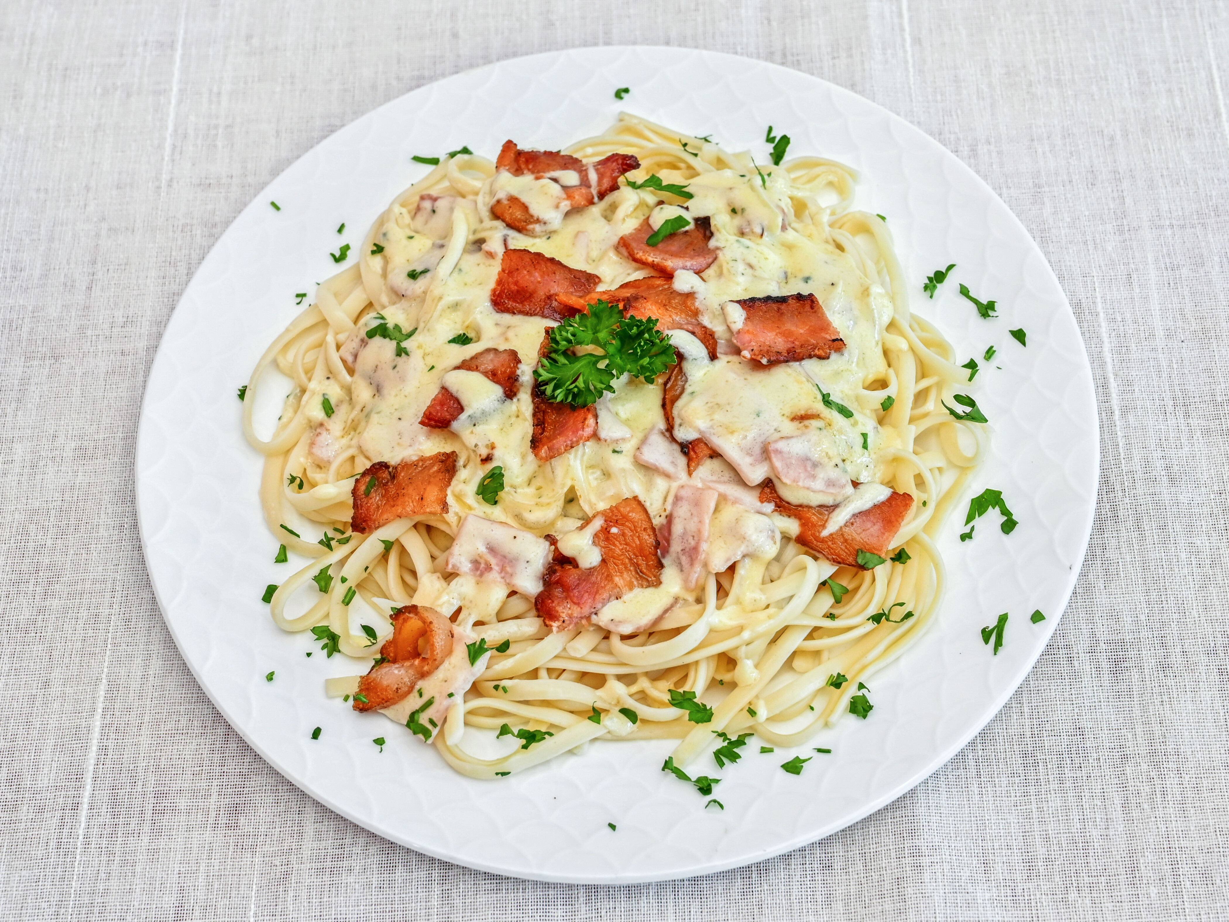 Order Pasta with ham  food online from Mona Lisa Pizzeria & Sub Shop store, Coral Gables on bringmethat.com