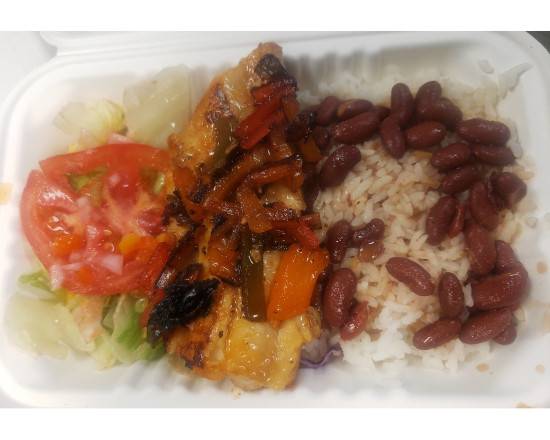 Order FRIED FISH BOWL food online from Mi Barrio Dominican Cuisine store, Fargo on bringmethat.com