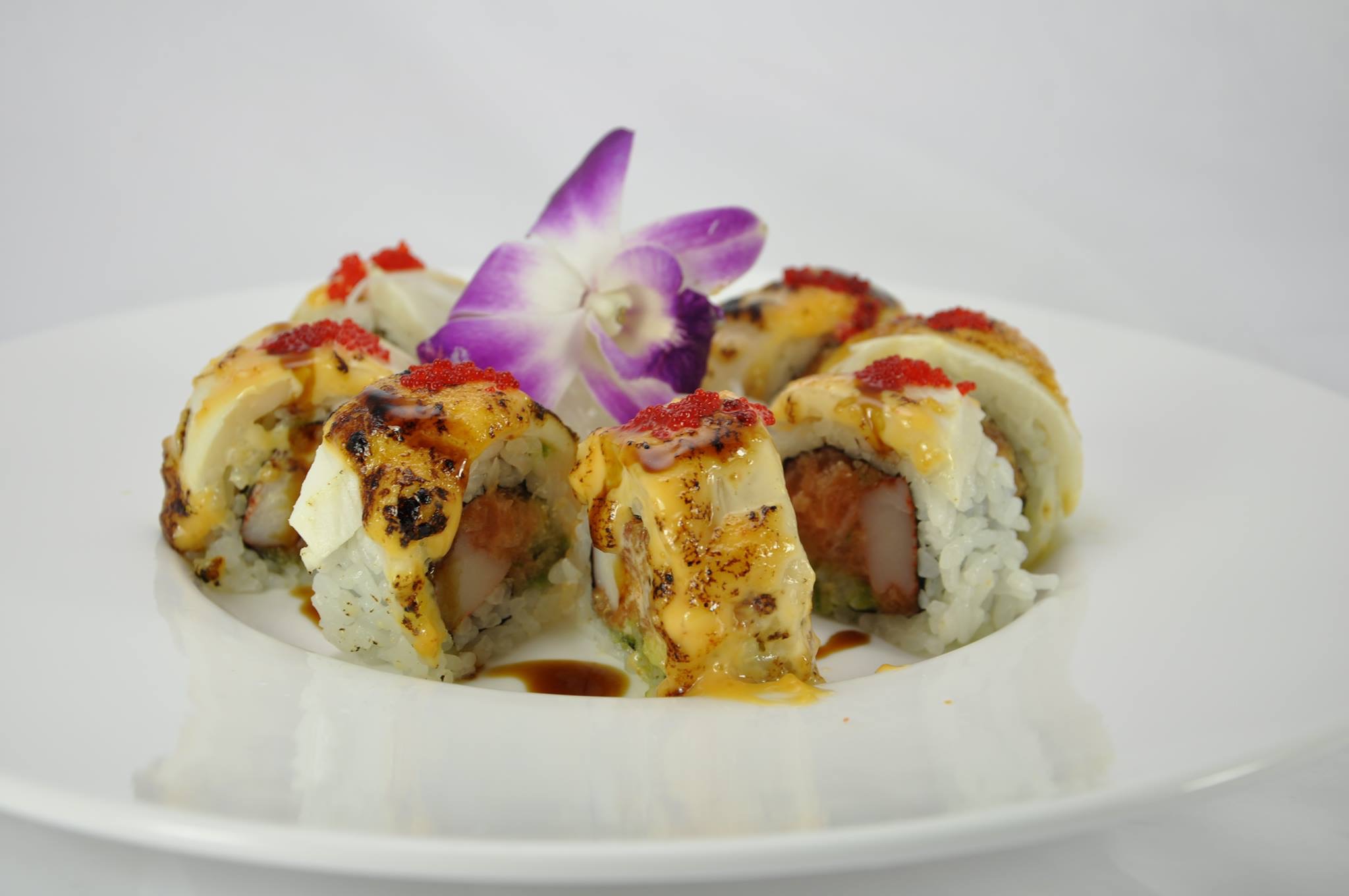 Order Volcano Roll food online from Kai Sushi Asian Fusion store, Bronx on bringmethat.com