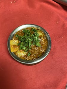 Order 35. Bhuna food online from New Taj Mahal Indian Restaurant store, Columbus on bringmethat.com