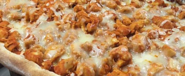Order Buffalo Pizza 18” food online from Di Carlo Pizzeria store, Westbury on bringmethat.com