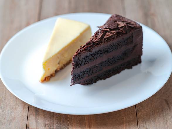 Order Chocolate Cake food online from Newyork Grill store, Washington on bringmethat.com