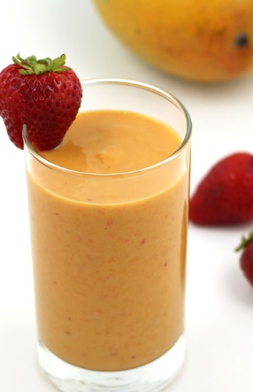 Order Strawberry Mango Smoothie food online from Cold Stone Creamery store, Newark on bringmethat.com