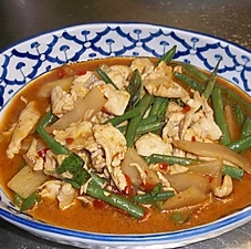 Order 33. Gai Prik Khing food online from Thai House store, Columbus on bringmethat.com