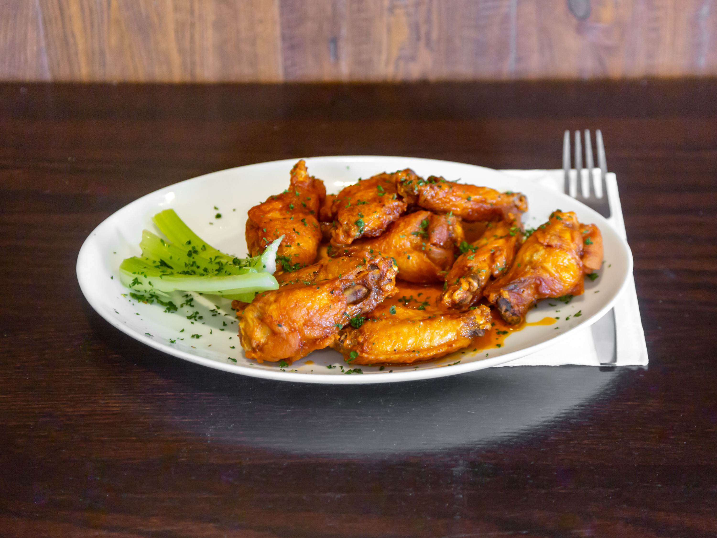 Order Buffalo Wings food online from Illiano Pizzeria & Restaurant store, Colchester on bringmethat.com