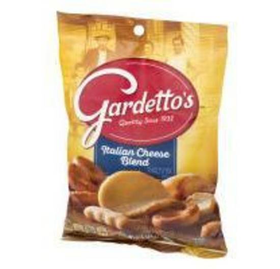 Order Gardetto's Snack Mix - Italian Cheese Blend food online from IV Deli Mart store, Goleta on bringmethat.com