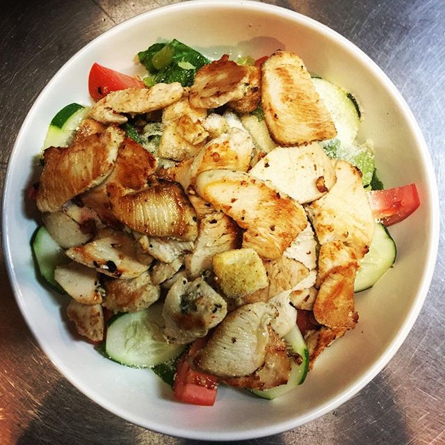 Order Grilled Chicken Caesar Salad food online from Husky Pizza store, Coventry on bringmethat.com