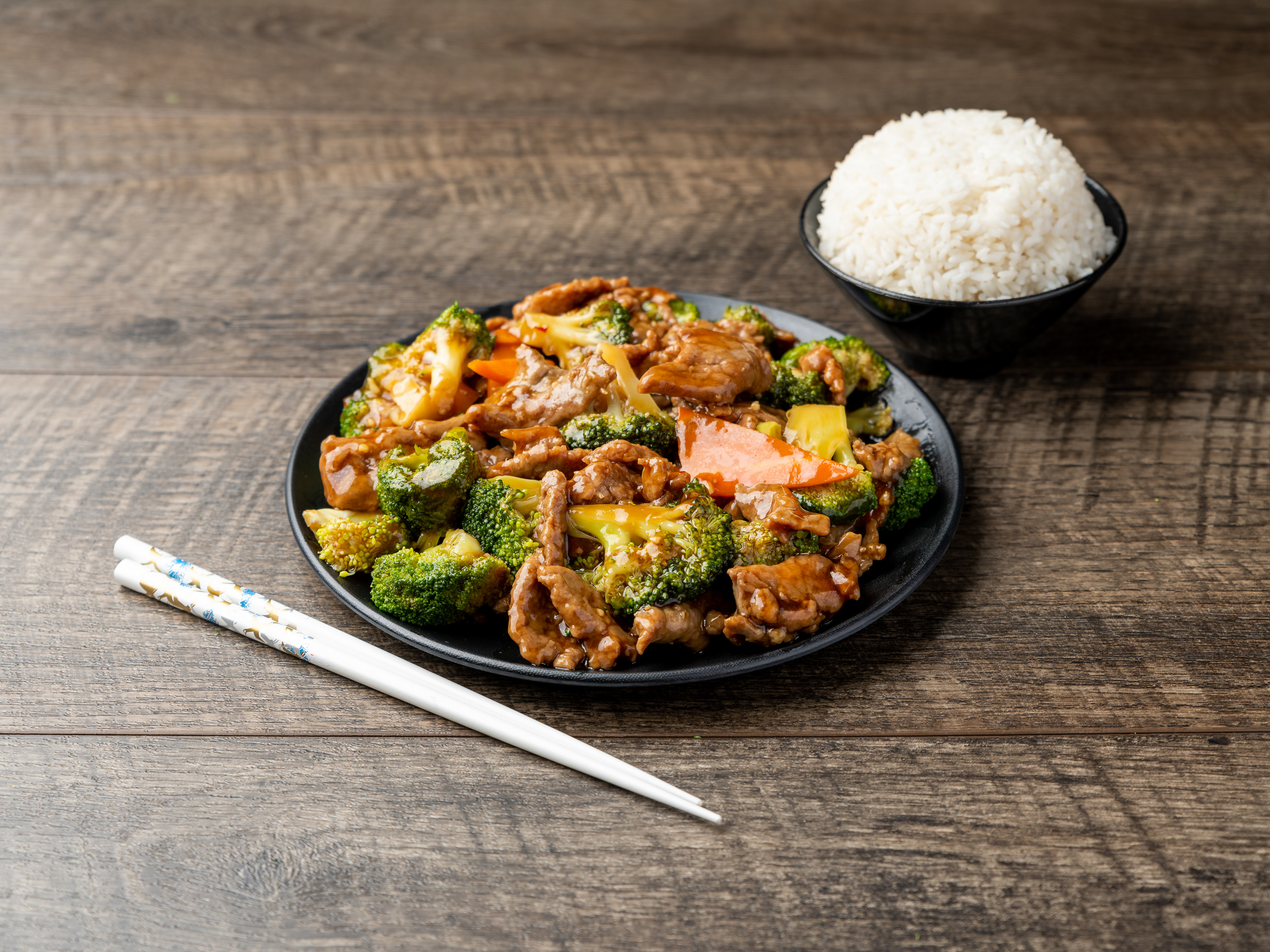 Order Beef with Broccoli food online from LuLu Asian Kitchen store, Saint Louis on bringmethat.com