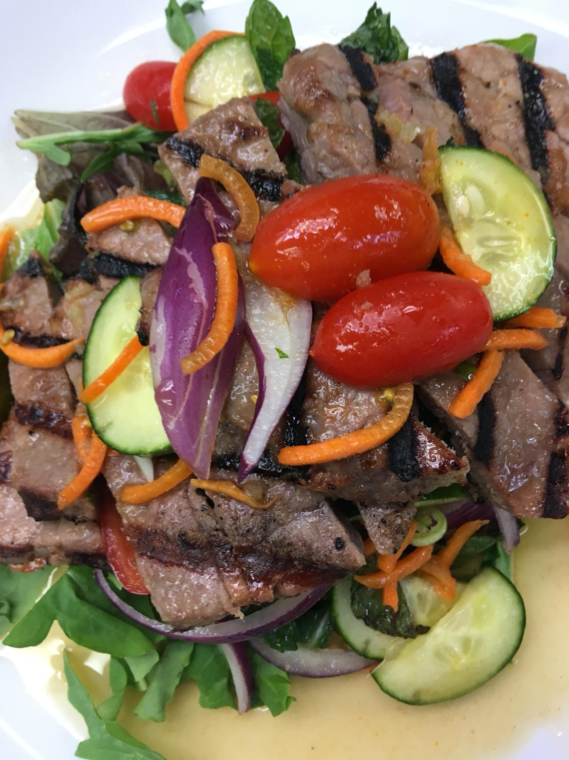 Order Thai Grilled Beef Salad food online from Lemongrass grill store, Brooklyn on bringmethat.com