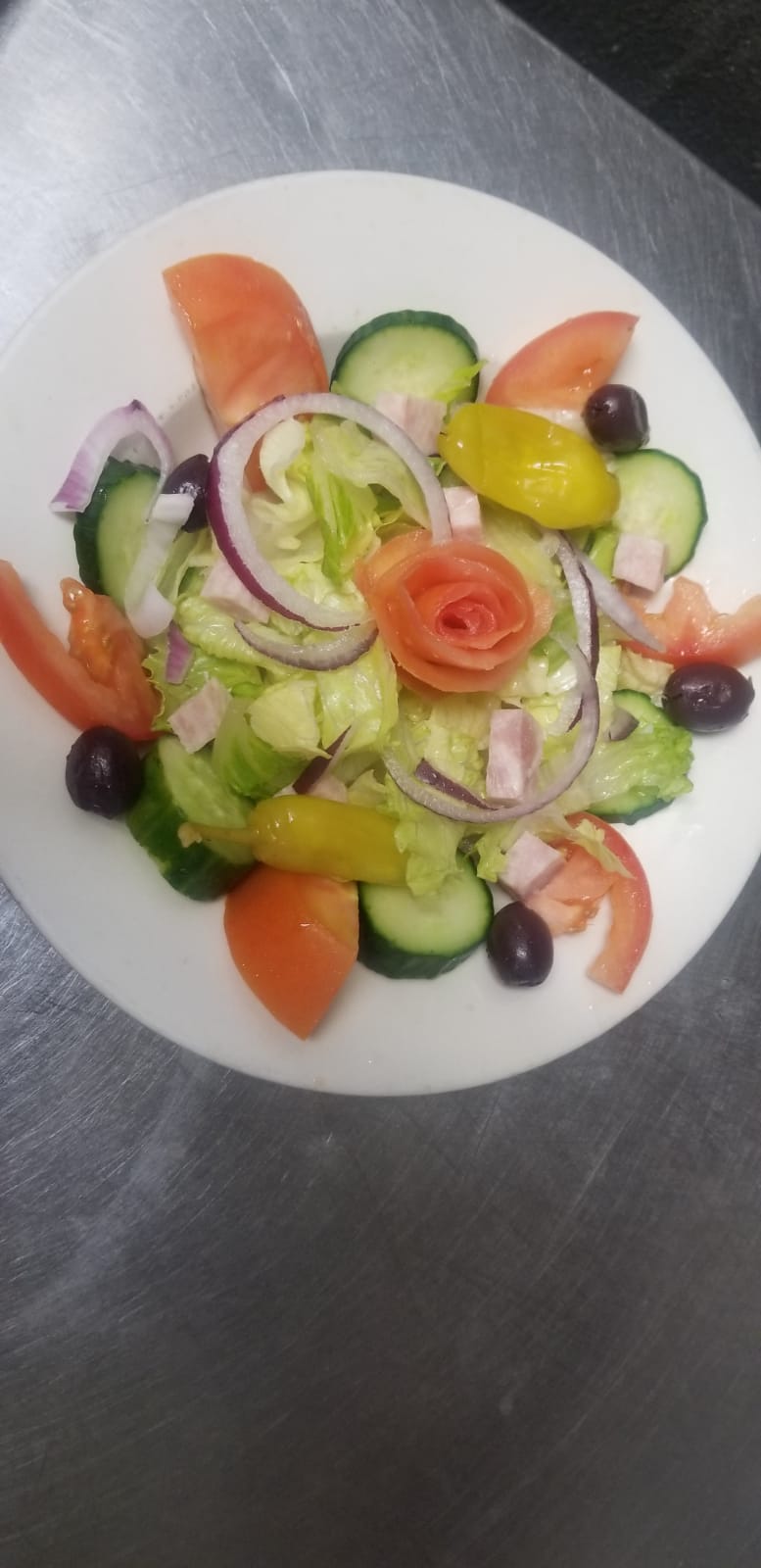 Order Garden Salad food online from Pepes Pizza store, North Richland Hills on bringmethat.com
