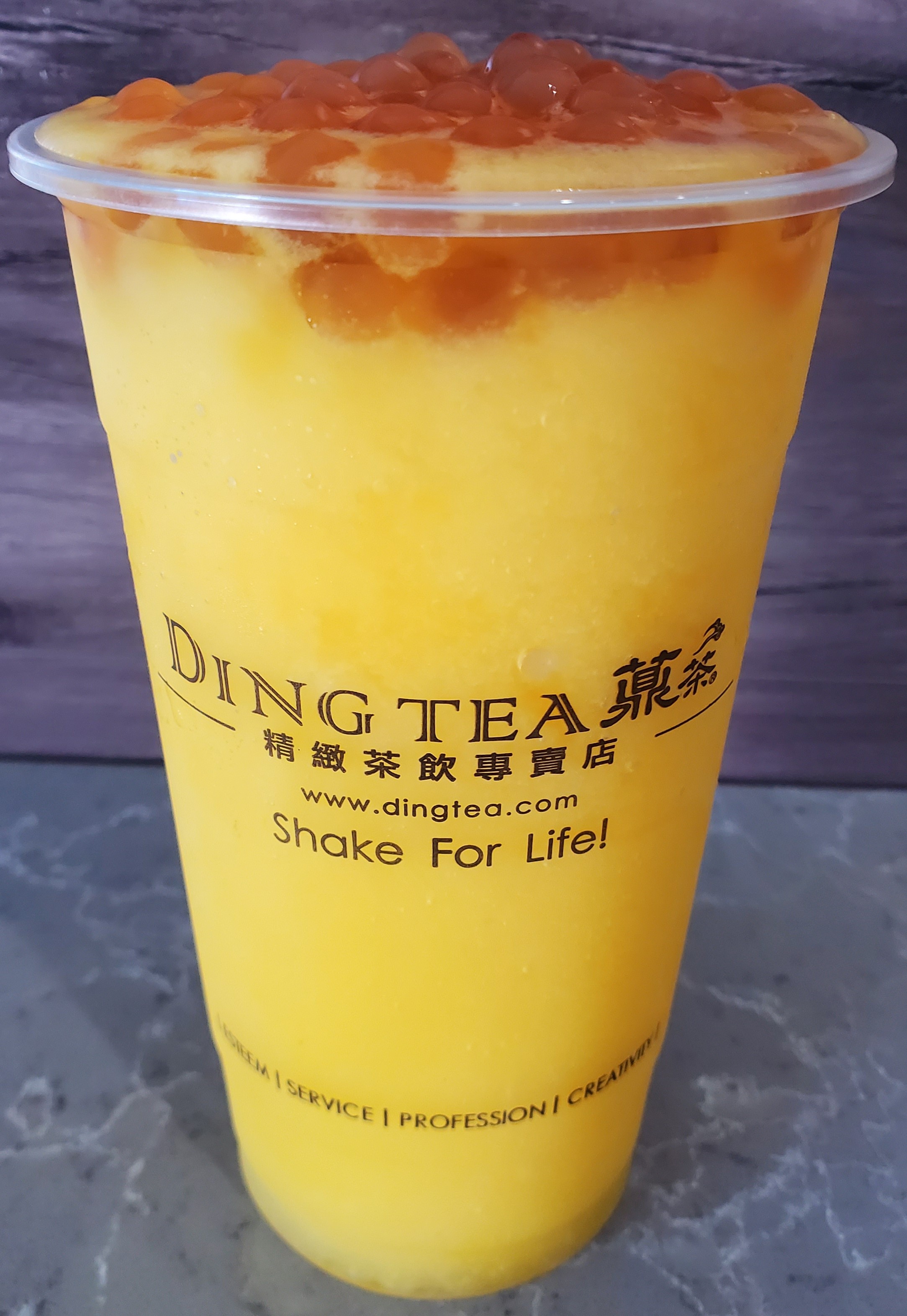 Order Mango Slush - CAFFEINE FREE (LARGE SIZE ONLY) food online from Ding Tea store, Fountain Valley on bringmethat.com