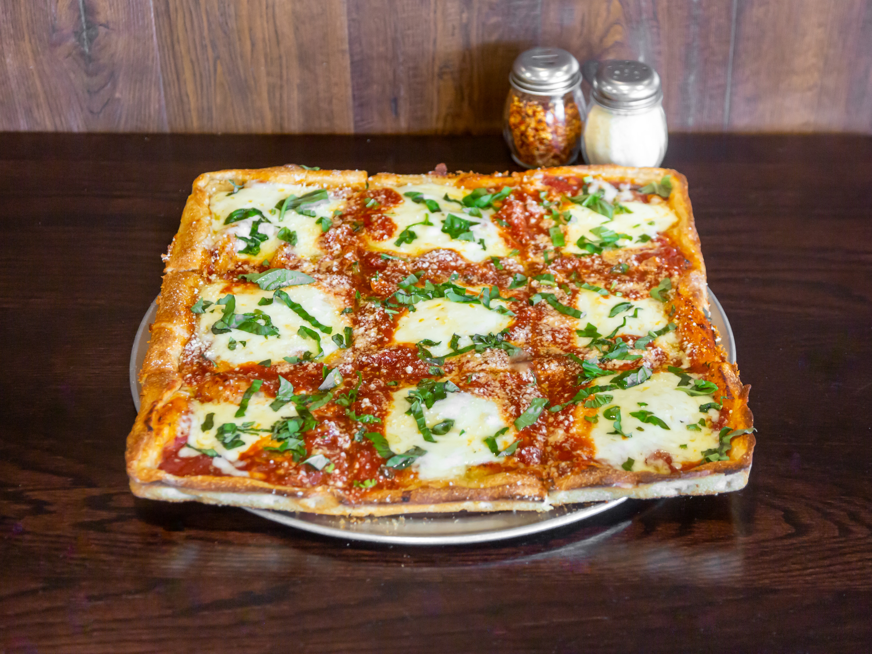 Order Grandma Pizza food online from Illiano Pizzeria & Restaurant store, Colchester on bringmethat.com
