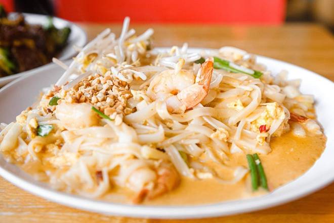Order Curry Noodle food online from Go! Sy Thai store, Livonia on bringmethat.com