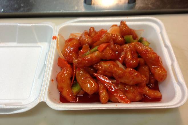 Order F2. Sweet and Sour Chicken 甜酸鸡 food online from Jade Restaurant & Lounge store, Seattle on bringmethat.com