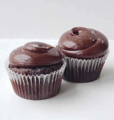 Order GLUTEN-FREE Salted Chocolate Caramel food online from Flying Cupcake Bakery store, Indianapolis on bringmethat.com