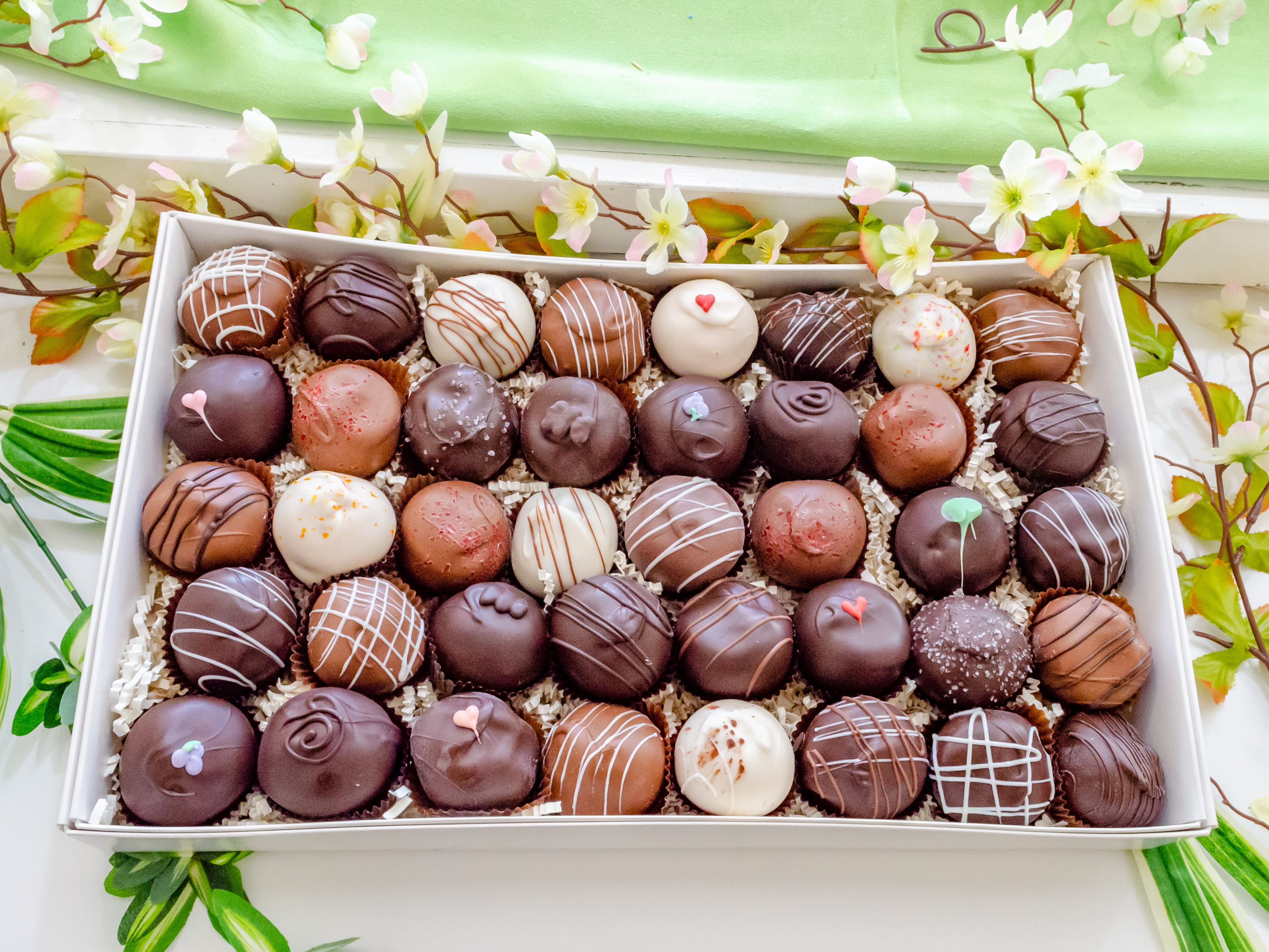 Order 40 Pack of Truffles food online from Capital confections store, Sacramento on bringmethat.com