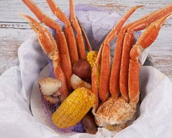 Order Queen Bucket food online from Joe's Crab Shack store, Corpus Christi on bringmethat.com