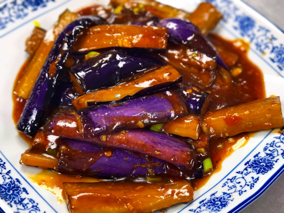Order Wok Braised Eggplant 红烧茄子 food online from Shifu Noodle store, San Antonio on bringmethat.com