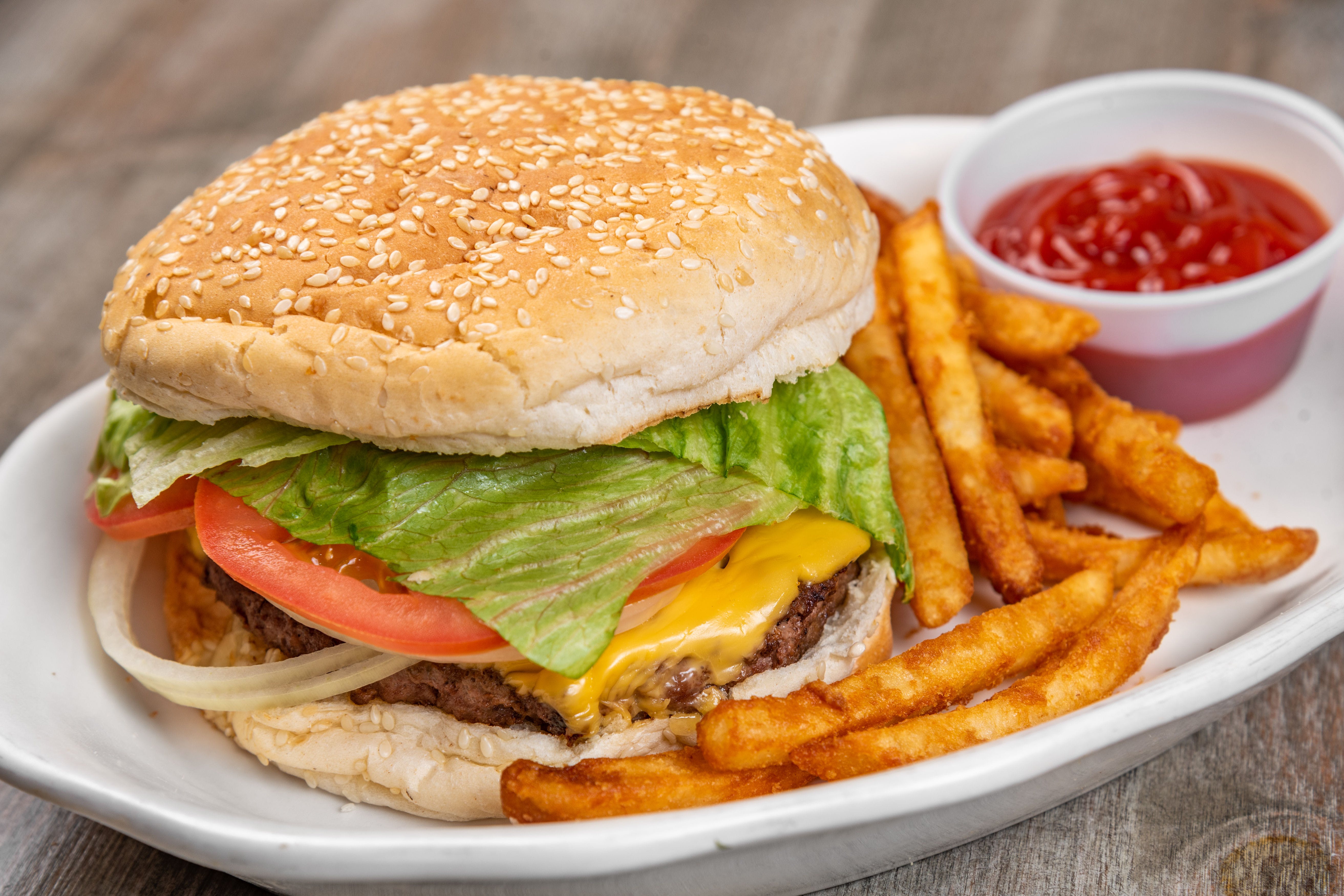 Order Cheeseburger with Fries - From The Grill food online from Master Pizza store, Bogota on bringmethat.com
