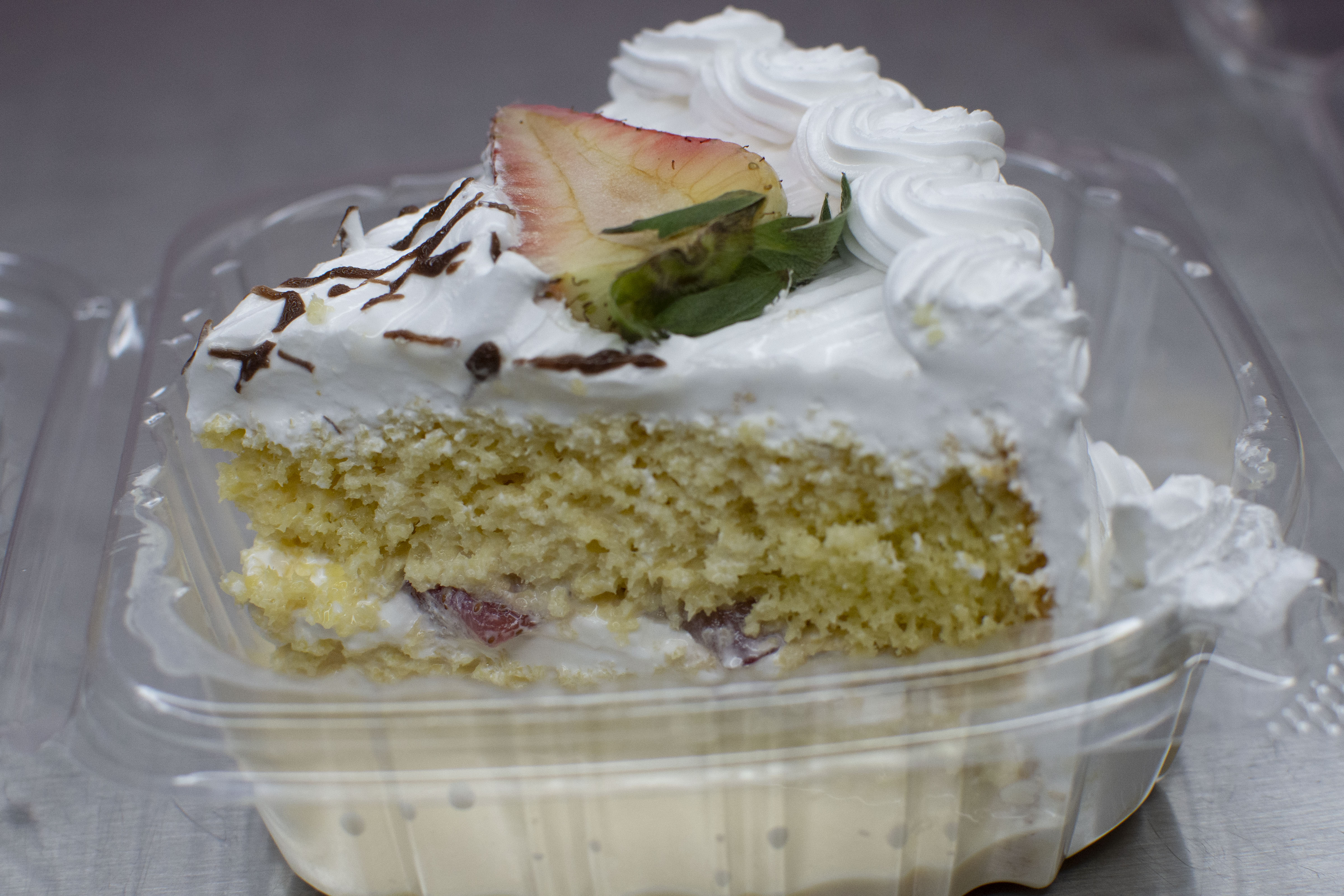 Order Tres Leches Fresa / Strawberry food online from Andi Cakes store, Fairfield on bringmethat.com