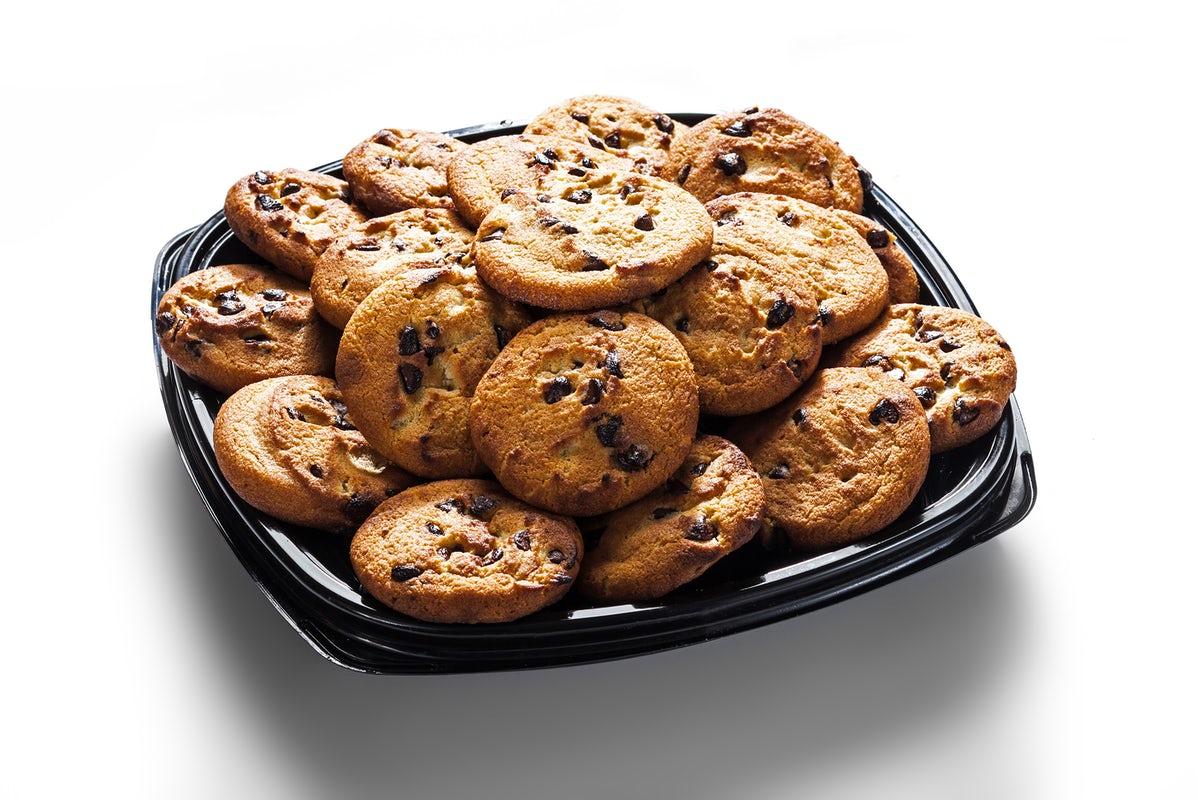 Order Chocolate Chip Cookie Tray food online from Arooga's Grille House and Sports Bar store, Warwick on bringmethat.com
