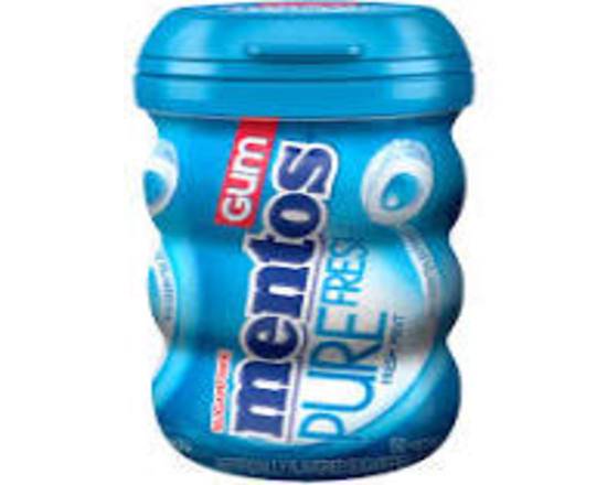 Order Mentos Mint (50 ct) food online from Gilligan Retail store, Chandler on bringmethat.com