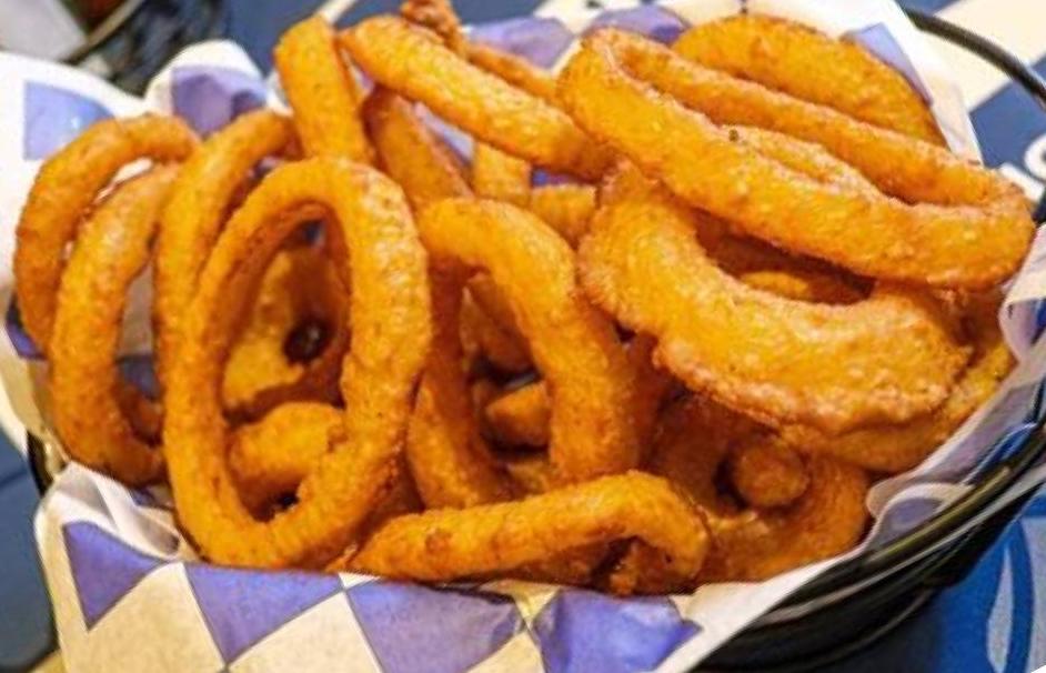 Order Basket of Onion Rings food online from Nellie's Sports Bar store, Washington on bringmethat.com