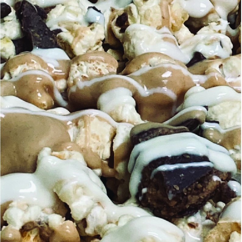 Order White Choc and Peanut Butter food online from Poppin’ Flavors Gourmet Popcorn store, Jeffersonville on bringmethat.com