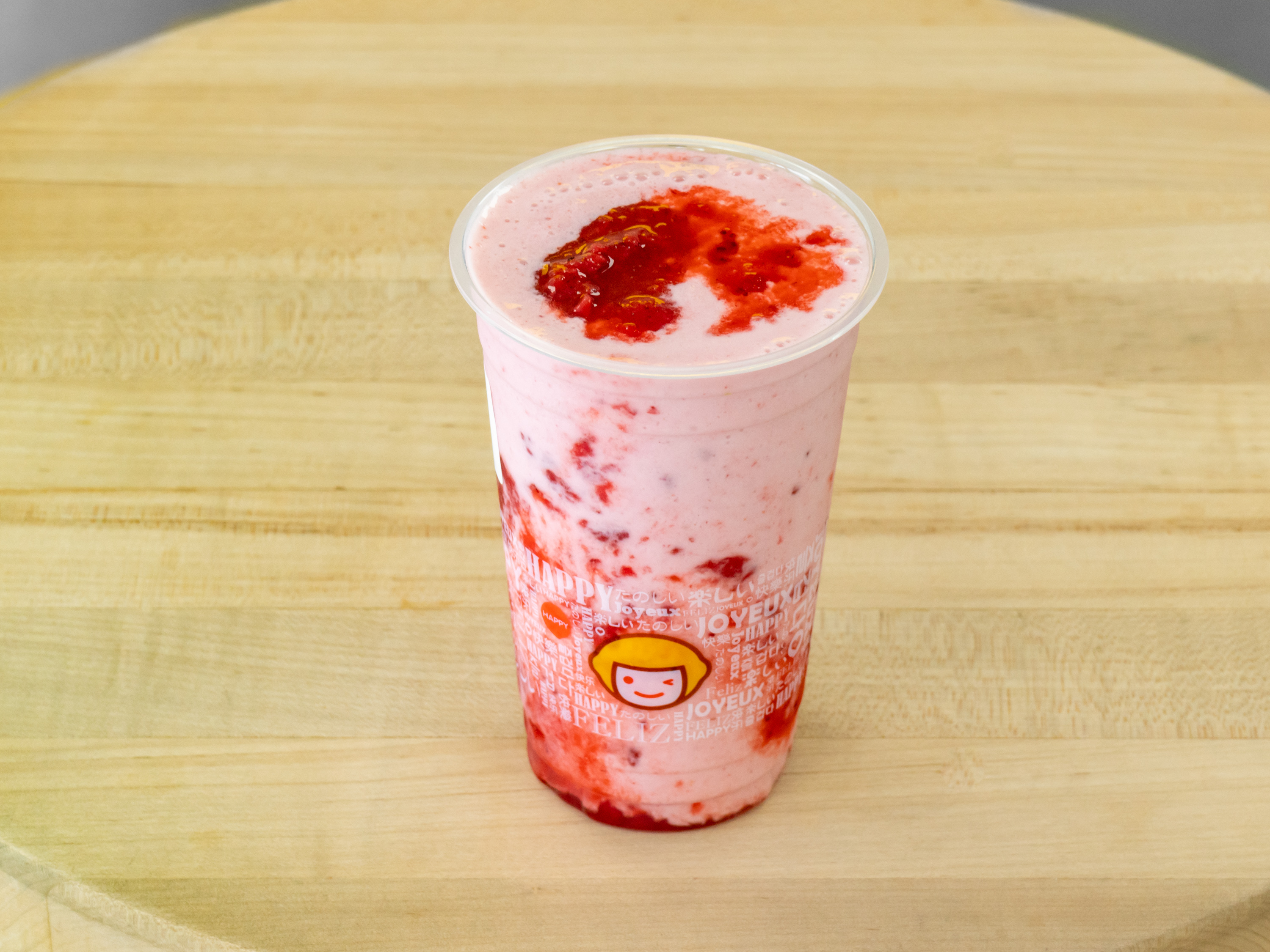 Order F5. Strawberry Milkshake food online from Happy Lemon store, San Francisco on bringmethat.com