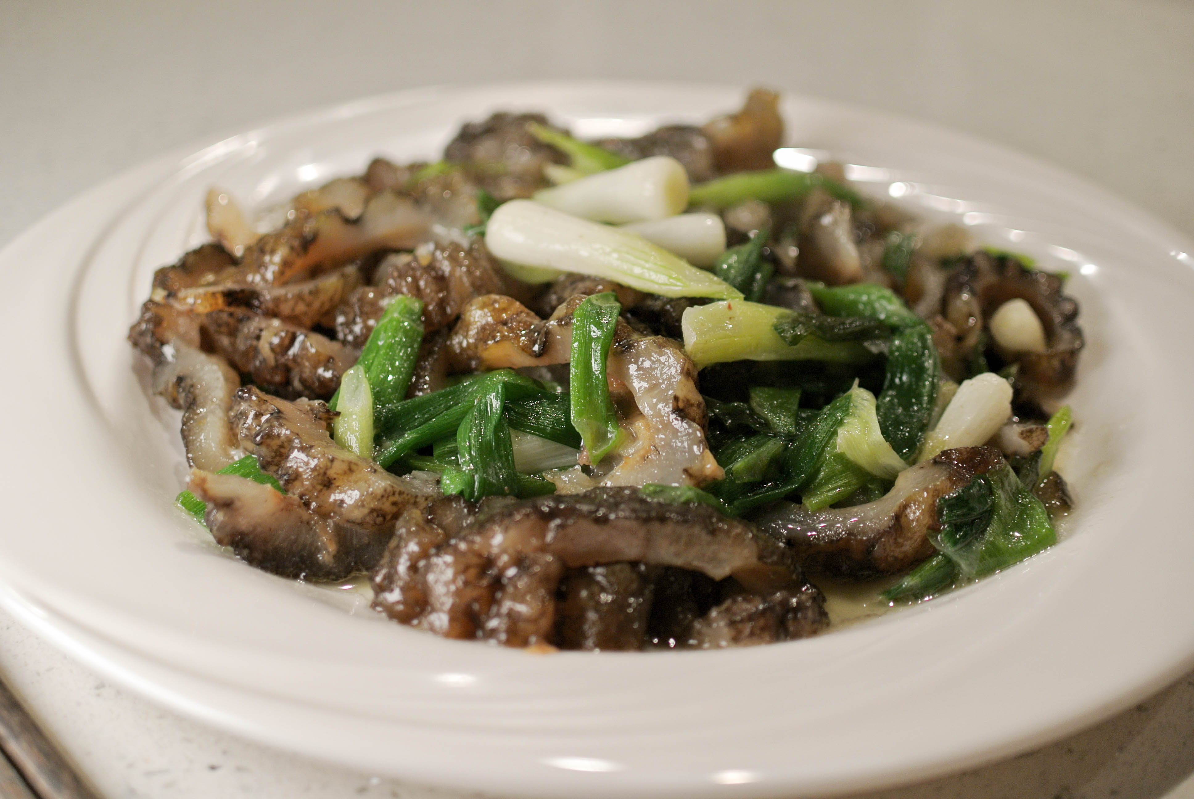 Order Green Onion and Ginger Sea Cucumber 蔥燒海參 food online from Fey Restaurant store, Menlo Park on bringmethat.com