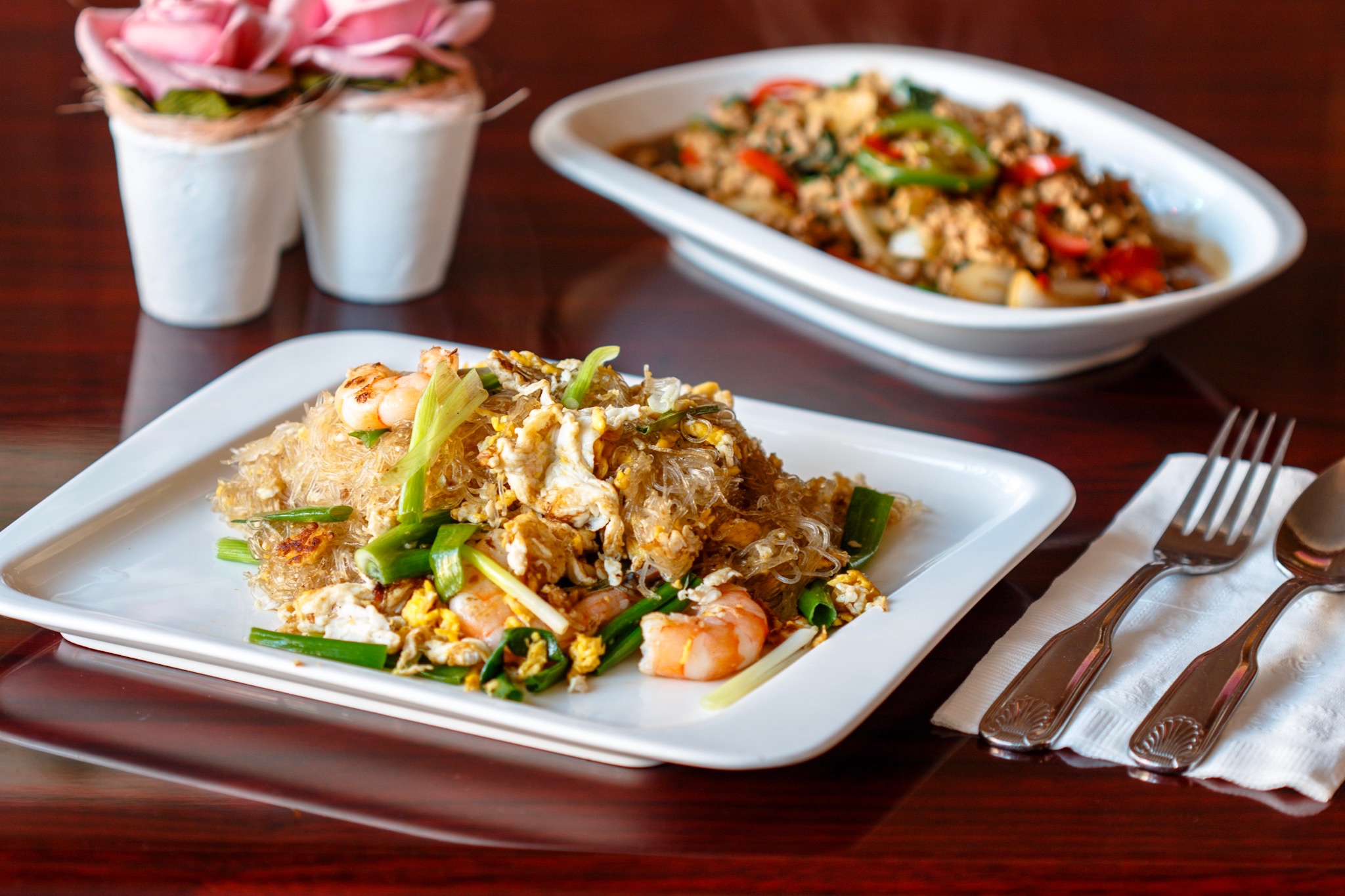 Order Thai Silver Noodle food online from Up 2u Thai Eatery store, Alameda on bringmethat.com