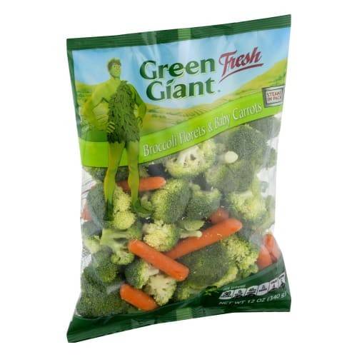 Order Green Giant · Fresh Broccoli Florets & Baby Carrots (12 oz) food online from Randalls store, Galveston on bringmethat.com