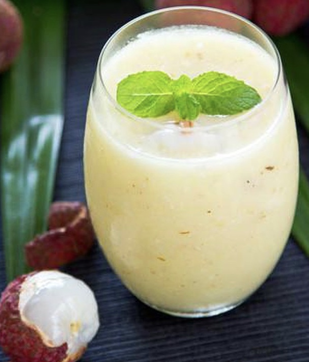 Order Lychee Smoothie (Sinh Tố Vải) food online from Hello Saigon store, New York on bringmethat.com