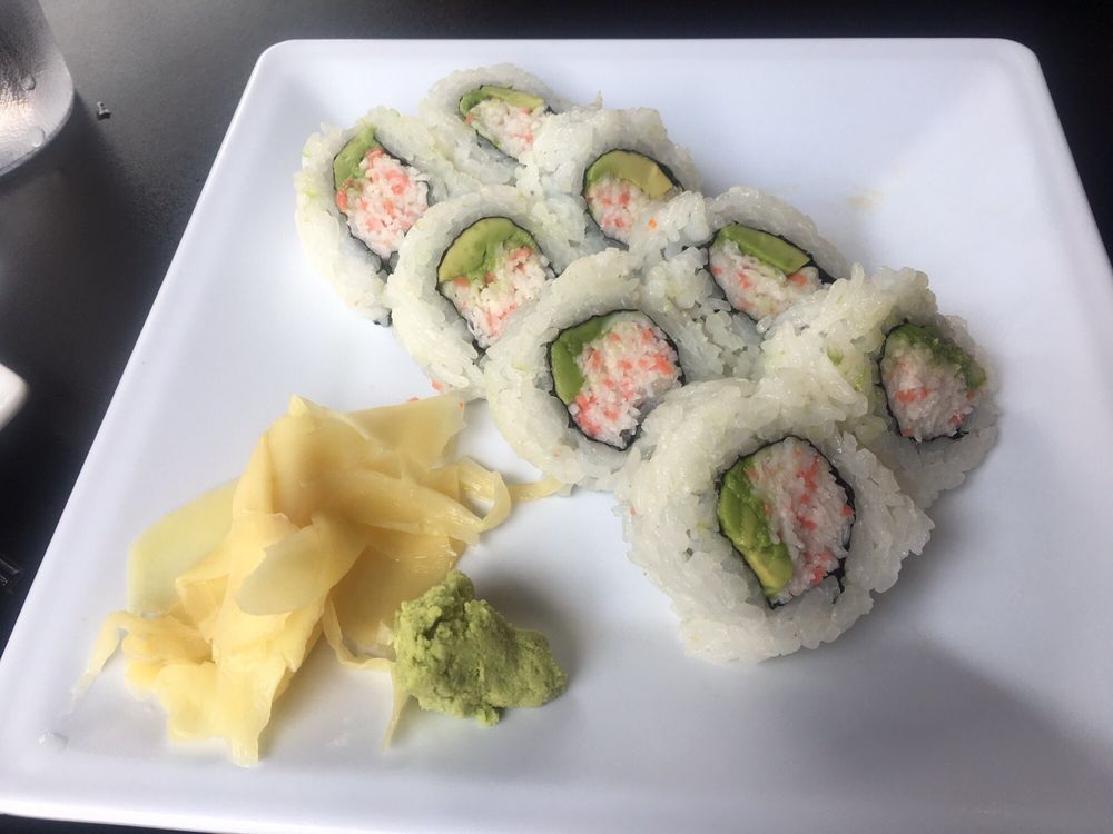 Order Cali Roll food online from Sushi Omakase store, Gilroy on bringmethat.com