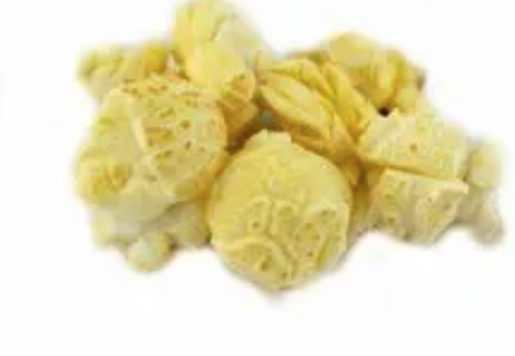 Order Extra Buttery Popcorn food online from What's Poppin Texas store, Bedford on bringmethat.com