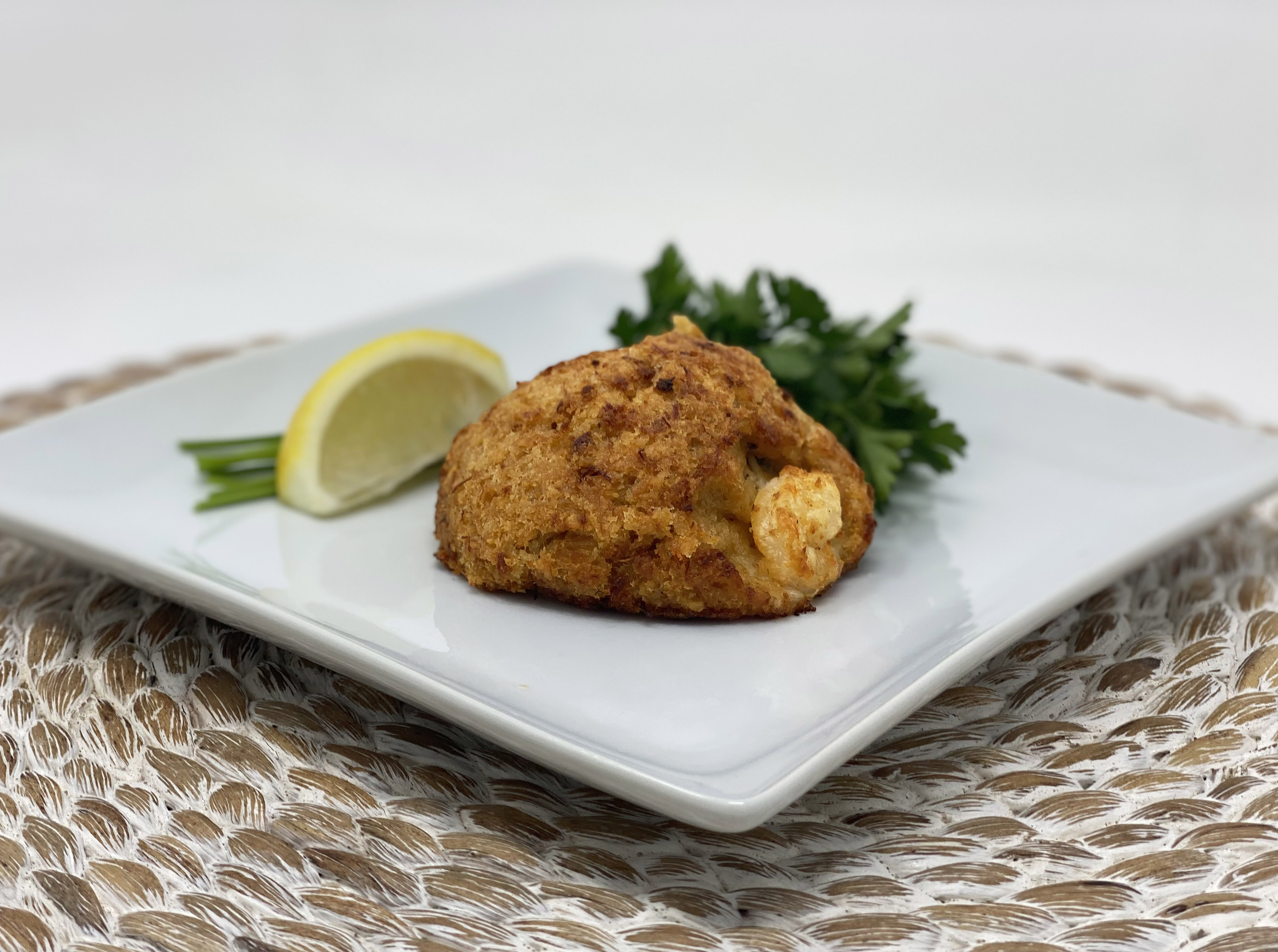 Order Gourmet Crab & Shrimp Cakes (2 pack) (Frozen) food online from Chowder Factory store, Lowell on bringmethat.com