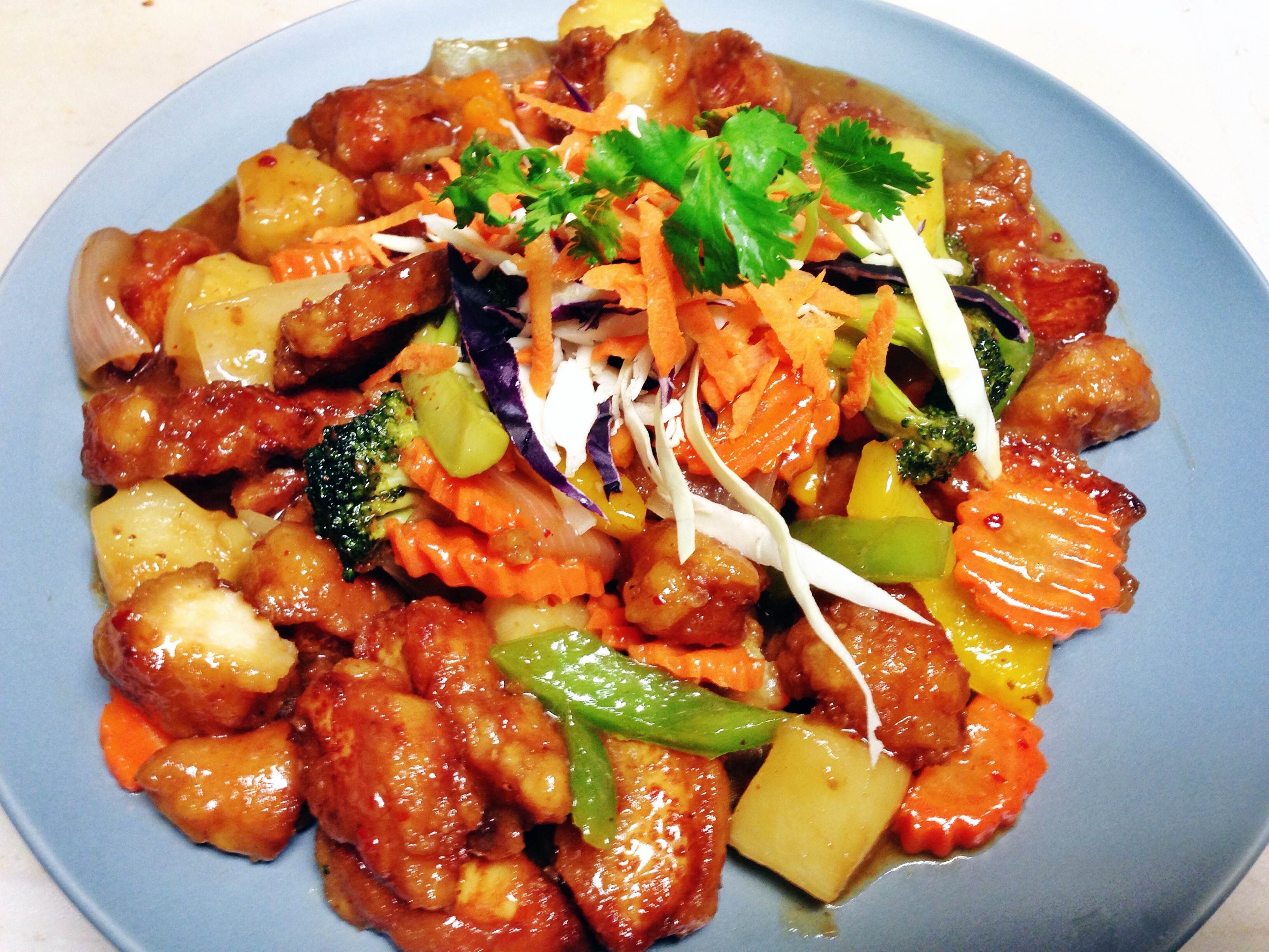 Order Sweet and Sour Chicken food online from Foo Asian Grill & Bubble Tea store, Irving on bringmethat.com