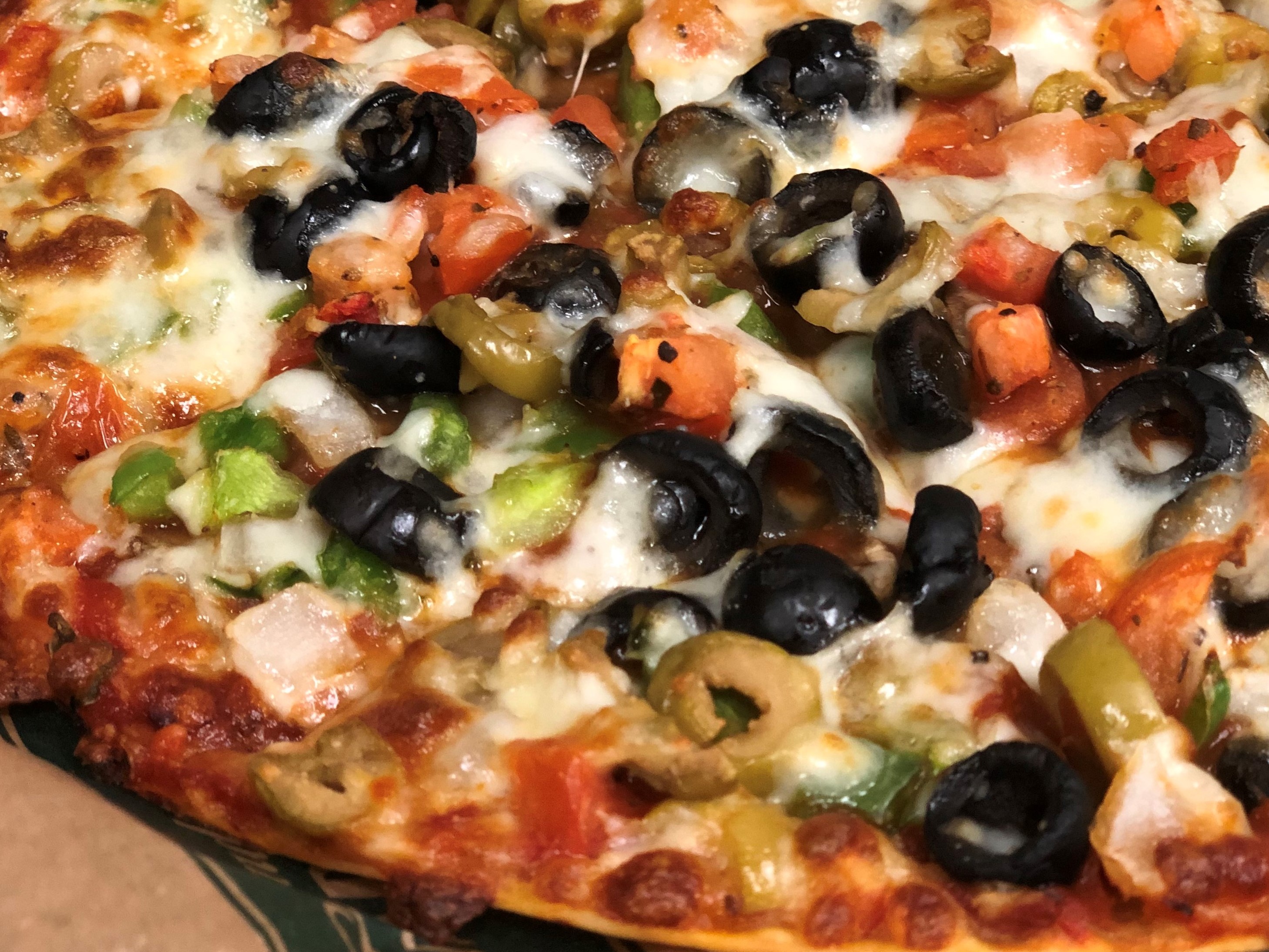 Order 9" Veggie Works food online from Broadway Bar & Pizza store, Rogers on bringmethat.com