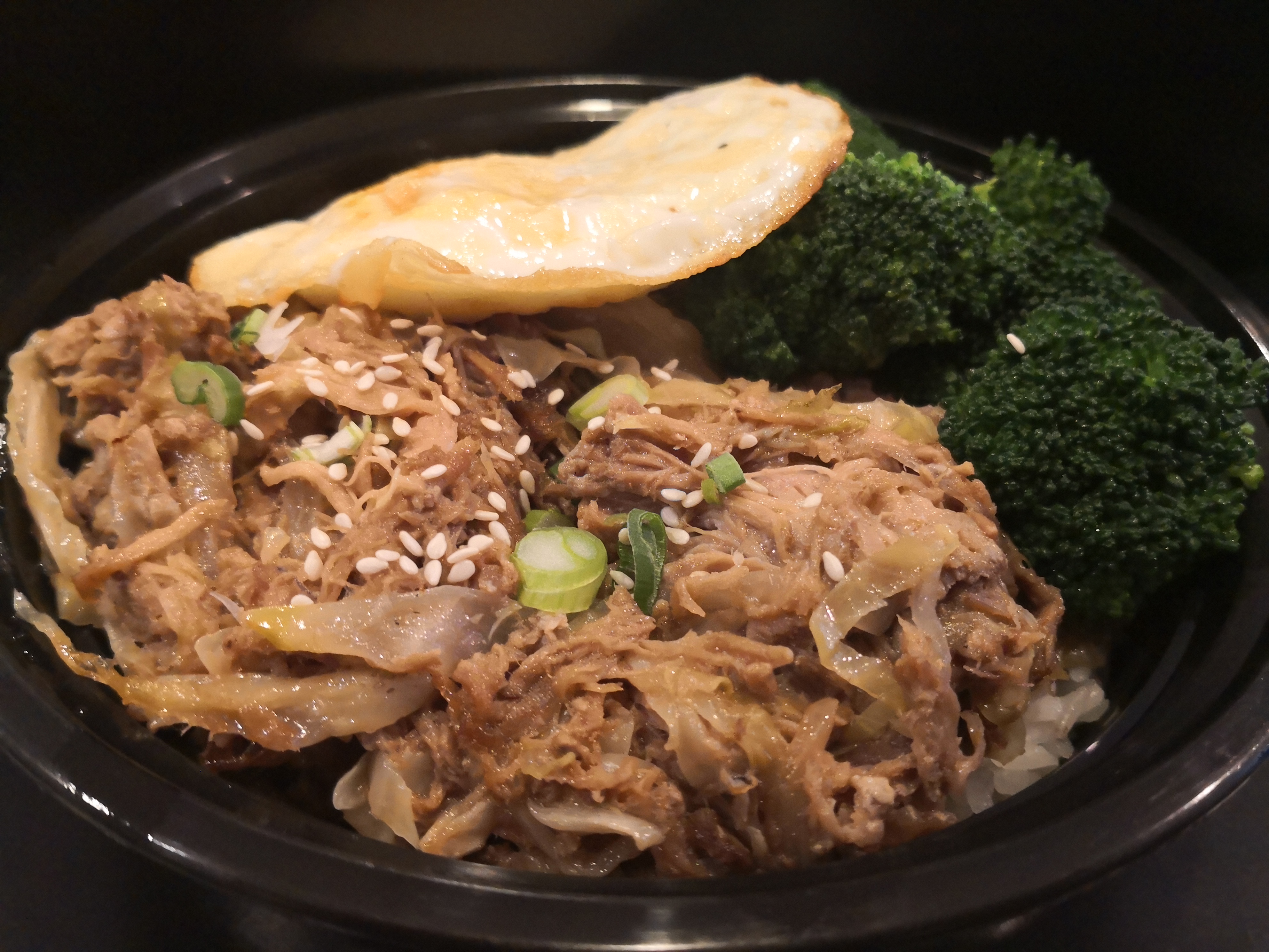 Order Kalua Pig Bowl food online from Makana Hawaiian & Japanese BBQ store, New York on bringmethat.com