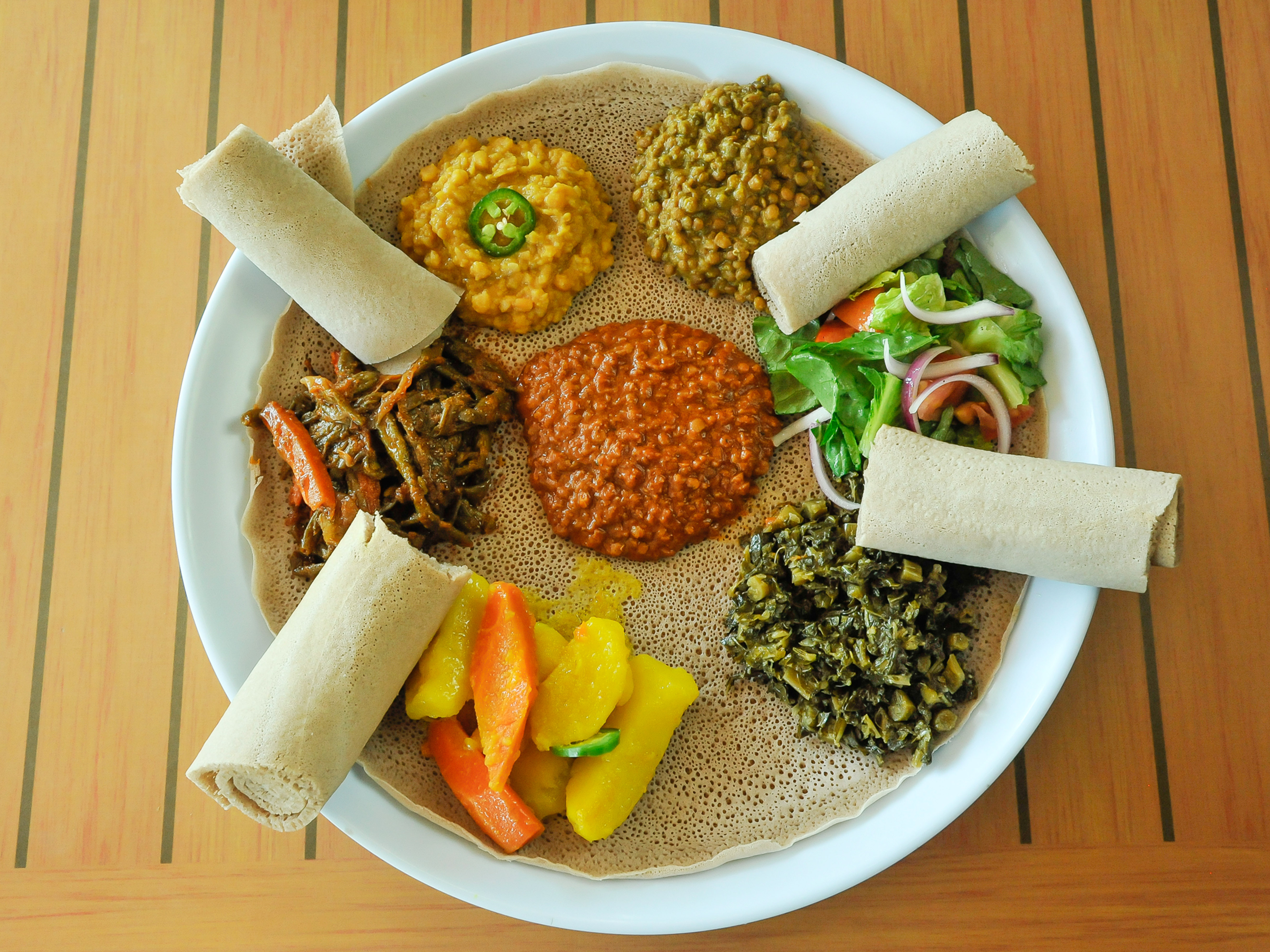 Order Veggie Plate food online from Ghion Cultural Hall store, Atlanta on bringmethat.com