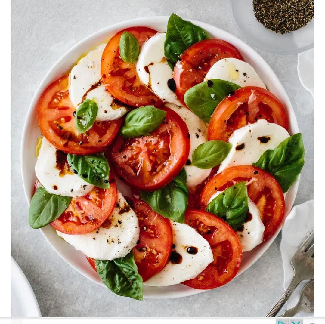 Order Caprese Salad - Salad food online from Alessios Seafood Grille store, Warrington on bringmethat.com
