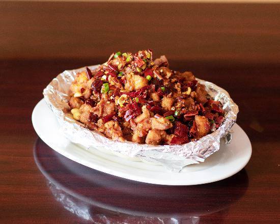 Order Szechuan Dried Pepper Chicken with Peanut (山城辣子鸡) food online from Szechuan Gourmet store, Strongsville on bringmethat.com