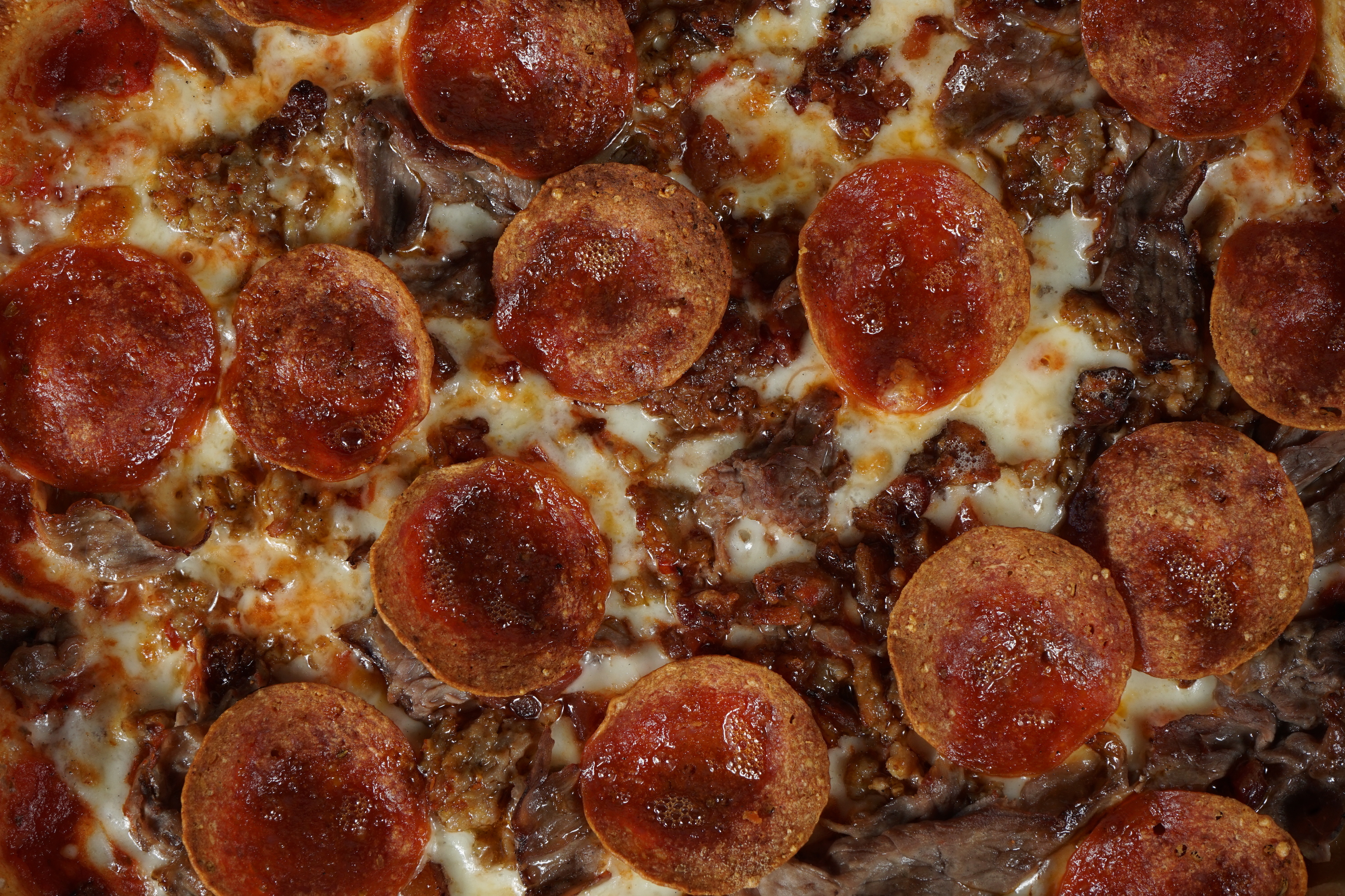 Order 16" The Meats Pizza food online from aPizzaCo store, St. Charles on bringmethat.com